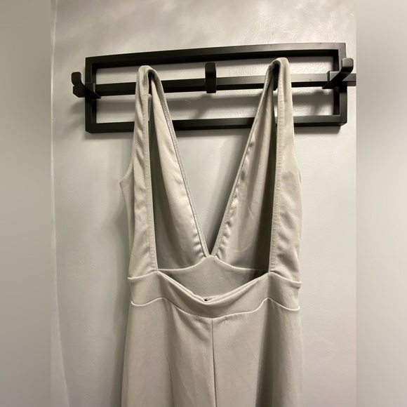 Dove Grey Plunge Backless Wide Leg Jumpsuit - Medium/US8. Only worn once. - Picture 5 of 5